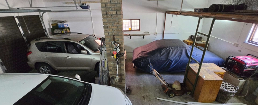 3 Bedroom Property for Sale in Kleinbaai Western Cape